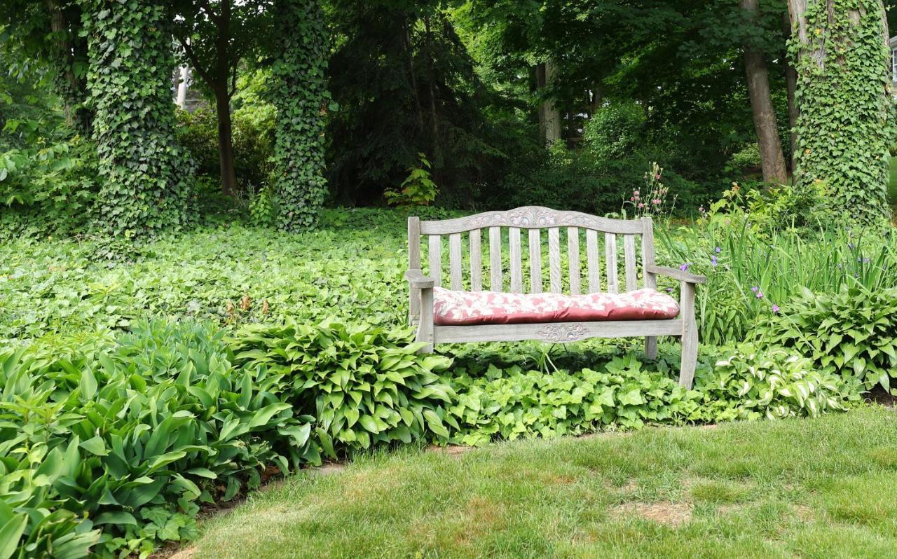 The Sleigh Maker Inn Bed And Breakfast Westborough Ngoại thất bức ảnh